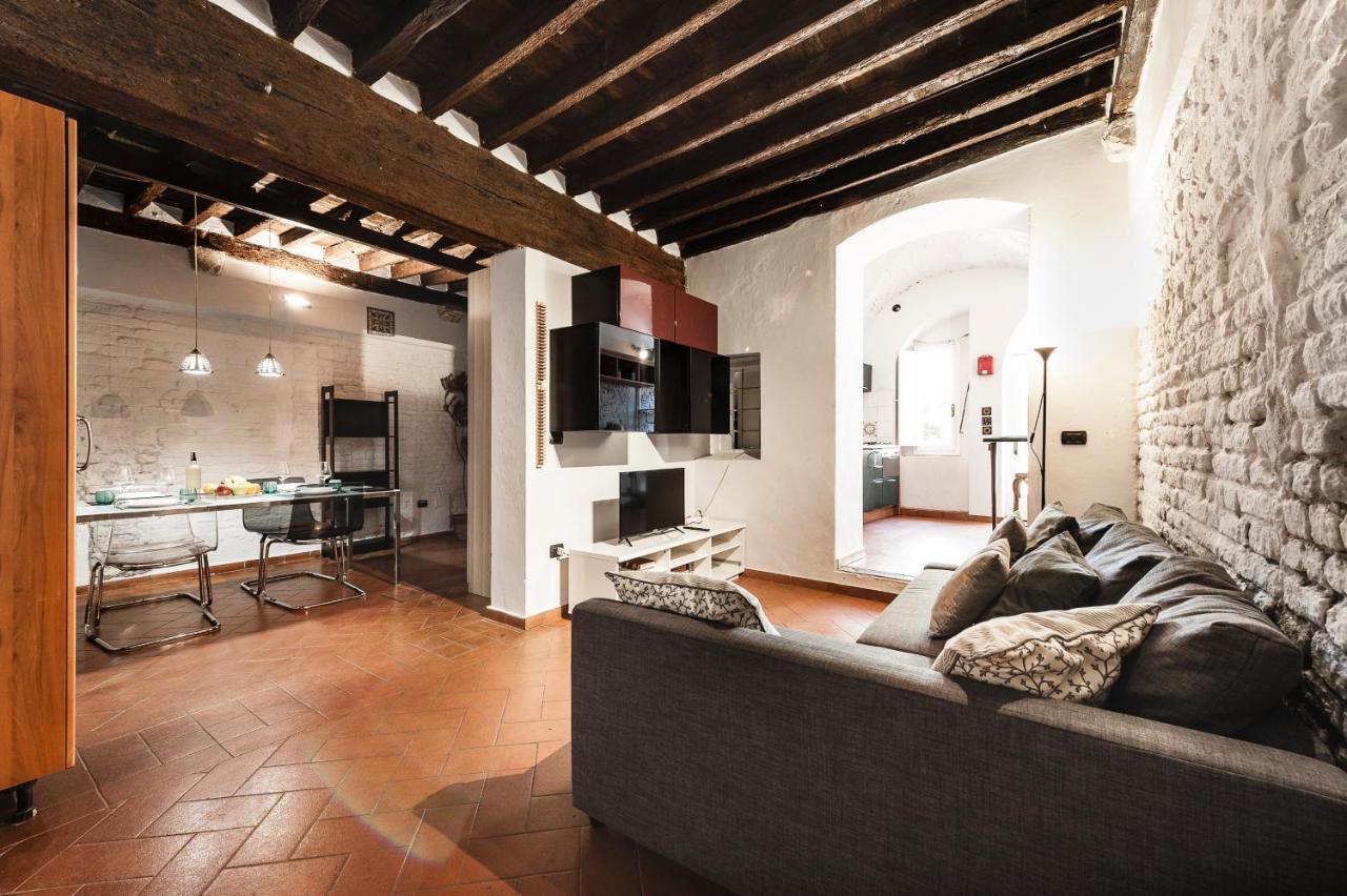 Hostly - Garden House Near The Tower - Historical House With Private Garden Apartment Пиза Екстериор снимка