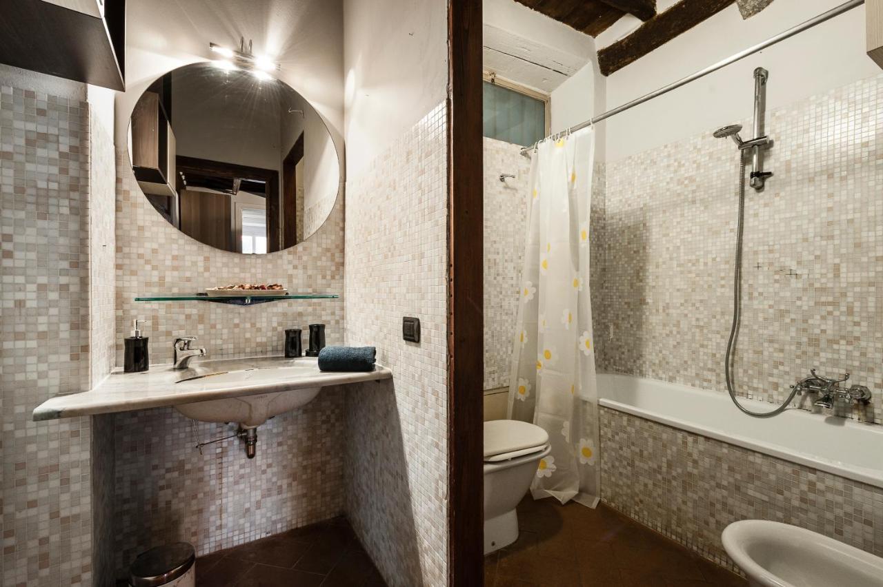 Hostly - Garden House Near The Tower - Historical House With Private Garden Apartment Пиза Екстериор снимка