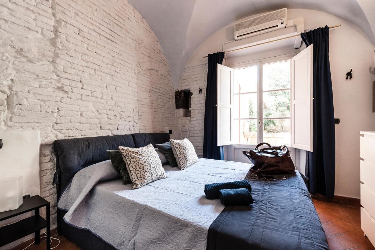 Hostly - Garden House Near The Tower - Historical House With Private Garden Apartment Пиза Екстериор снимка