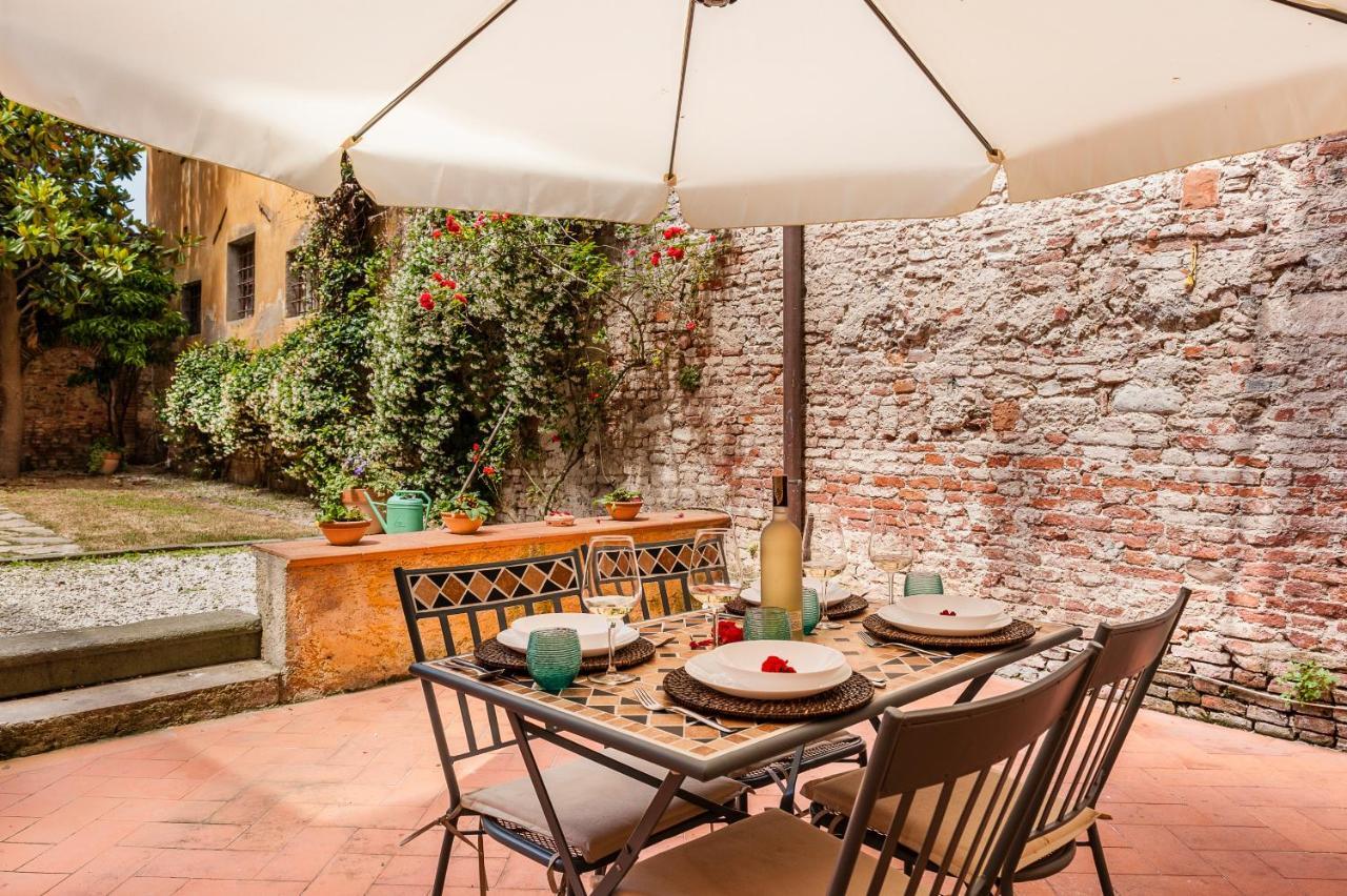 Hostly - Garden House Near The Tower - Historical House With Private Garden Apartment Пиза Екстериор снимка